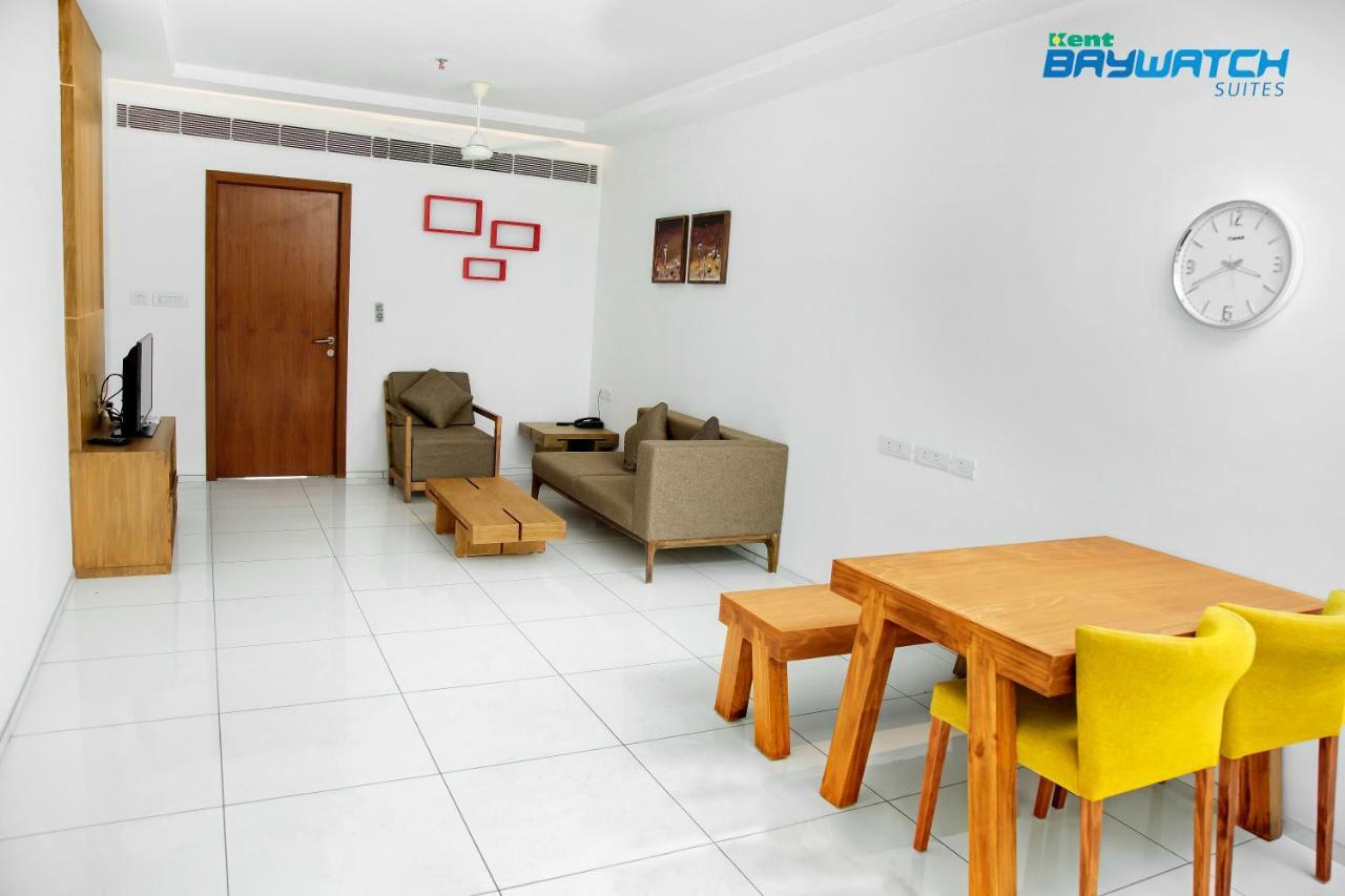 Kent Baywatch Suites Kochi Exterior foto